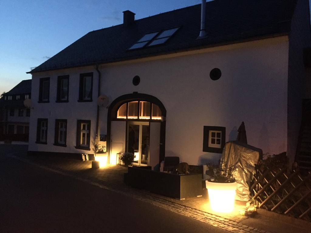 Altes Pfarrhaus Hunolstein Villa Exteriör bild